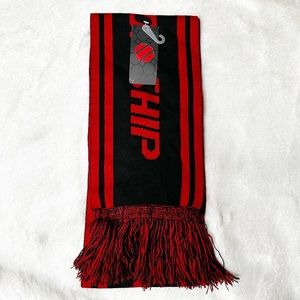 NWT UFC Official Ultimate Fighting Championship Spellout Ratner Muffler Scarf OS